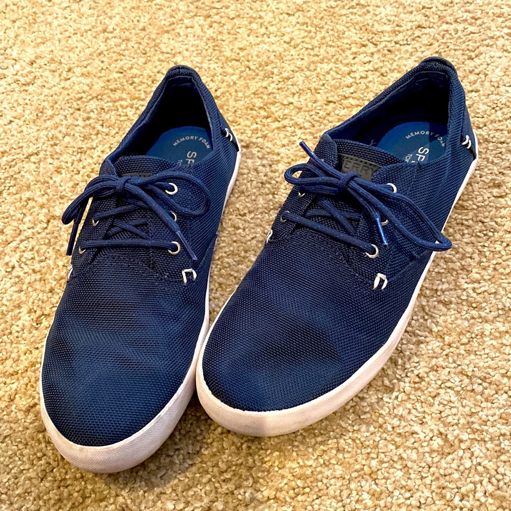 Sperry Bodie Size 6 Navy
